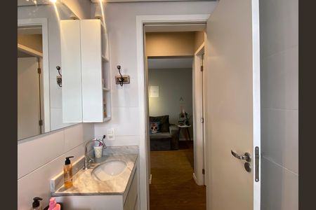Apartamento à venda com 64m², 2 quartos e 1 vaga Apartamento à venda com 64m², 2 quartos e 1 vagaBanheiro 1