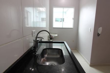 Casa de condomínio para alugar com 36m², 1 quarto e sem vagaSala / cozinha / área de serviço