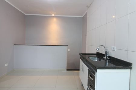 Casa de condomínio para alugar com 36m², 1 quarto e sem vagaSala / cozinha / área de serviço