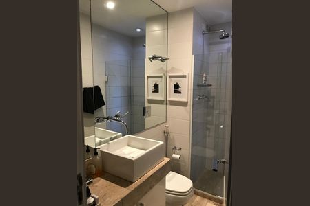 Apartamento à venda com 90m², 2 quartos e 2 vagasBanheiro