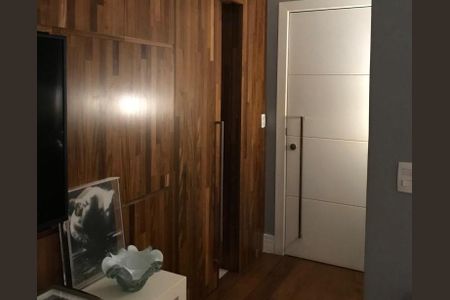 Apartamento à venda com 90m², 2 quartos e 2 vagasCorredor