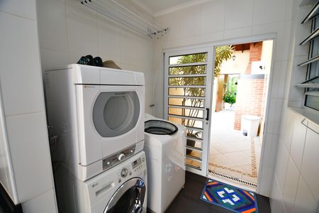 Casa à venda com 310m², 4 quartos e 4 vagasÁrea de Serviço