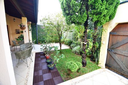 Casa à venda com 310m², 4 quartos e 4 vagasJardim