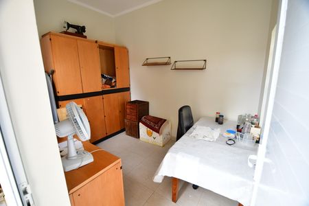 Casa à venda com 310m², 4 quartos e 4 vagasQuarto de Serviço