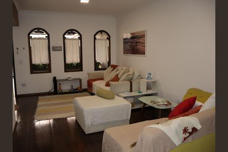 Casa à venda com 440m², 4 quartos e 15 vagasSala