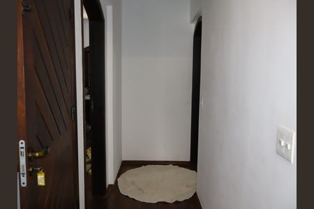 Casa à venda com 440m², 4 quartos e 15 vagasCorredor