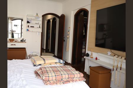 Casa à venda com 440m², 4 quartos e 15 vagasSuíte