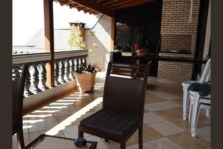 Casa à venda com 440m², 4 quartos e 15 vagasÁrea gourmet
