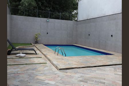 Casa à venda com 440m², 4 quartos e 15 vagasPiscina e churrasqueira