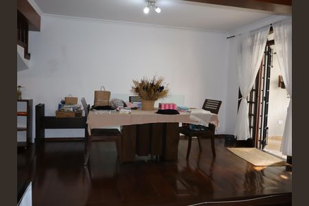 Casa à venda com 440m², 4 quartos e 15 vagasSala de Jantar