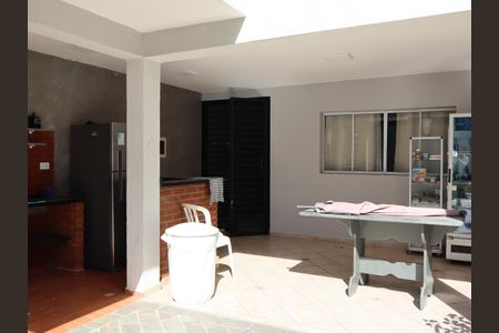 Casa à venda com 440m², 4 quartos e 15 vagasPiscina e churrasqueira