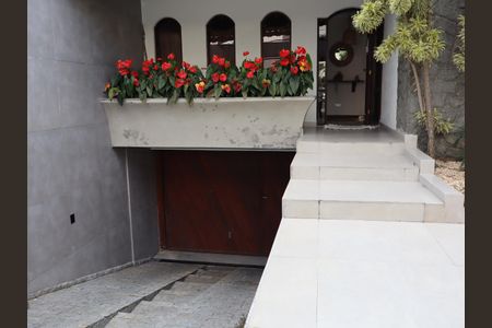 Casa à venda com 440m², 4 quartos e 15 vagasHall de entrada