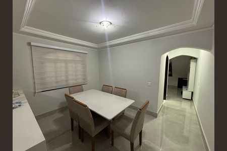 Casa para alugar com 313m², 3 quartos e 1 vagaSala de jantar 
