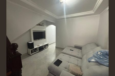 Sala de casa para alugar com 3 quartos, 313m² em Lageado, Ferraz de Vasconcelos