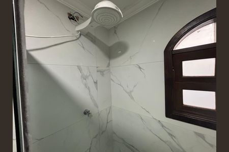 Casa para alugar com 313m², 3 quartos e 1 vagaBanheiro 