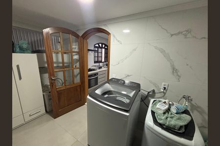 Casa para alugar com 313m², 3 quartos e 1 vagaÁrea de serviço 