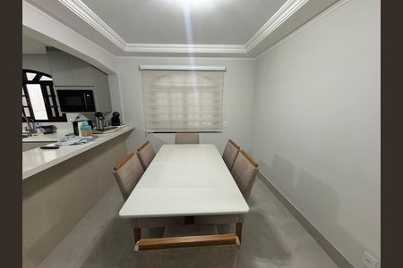 Casa para alugar com 313m², 3 quartos e 1 vagaSala de jantar 