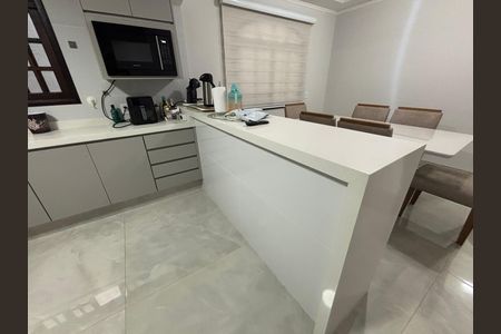 Casa para alugar com 313m², 3 quartos e 1 vagaCozinha - Armários