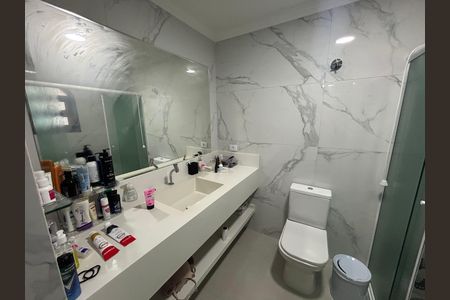 Casa para alugar com 313m², 3 quartos e 1 vagaBanheiro 