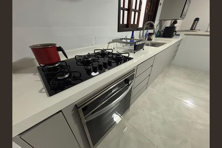 Casa para alugar com 313m², 3 quartos e 1 vagaCozinha - Armários