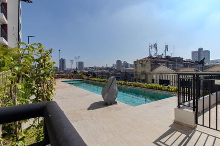 Apartamento para alugar com 39m², 2 quartos e 1 vaga Apartamento para alugar com 39m², 2 quartos e 1 vagaÁrea comum - Piscina