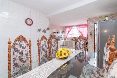 Casa para alugar com 204m², 3 quartos e 2 vagas Casa para alugar com 204m², 3 quartos e 2 vagasCozinha
