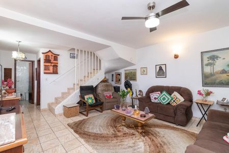 Sala de casa para alugar com 3 quartos, 204m² em Vila Dalila, São Paulo