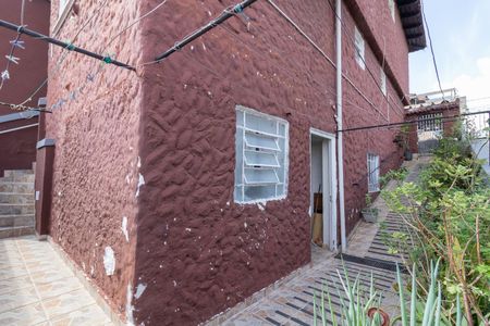Casa para alugar com 204m², 3 quartos e 2 vagas Casa para alugar com 204m², 3 quartos e 2 vagasCorredor