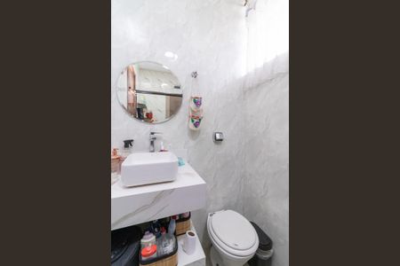 Casa para alugar com 204m², 3 quartos e 2 vagas Casa para alugar com 204m², 3 quartos e 2 vagasBanheiro