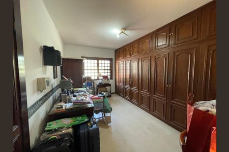 Casa de condomínio à venda com 450m², 4 quartos e 3 vagas
