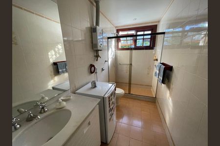 Casa de condomínio à venda com 450m², 4 quartos e 3 vagas