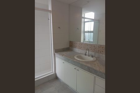 Apartamento para alugar com 120m², 3 quartos e 1 vaga Apartamento para alugar com 120m², 3 quartos e 1 vagaBanheiro 1