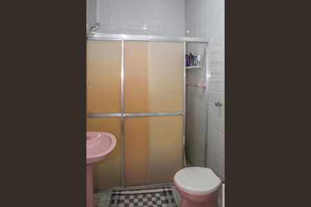 Casa à venda com 150m², 4 quartos e 1 vaga Casa à venda com 150m², 4 quartos e 1 vagaBanheiro 1