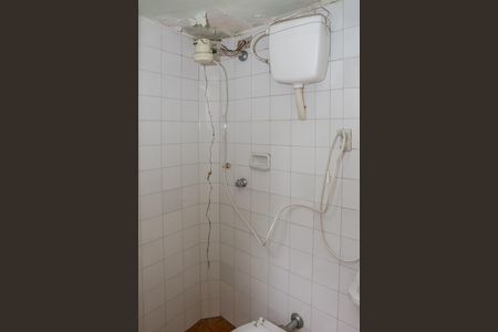 Casa à venda com 150m², 4 quartos e 1 vaga Casa à venda com 150m², 4 quartos e 1 vagaBanheiro de serviço