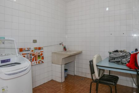 Casa à venda com 150m², 4 quartos e 1 vaga Casa à venda com 150m², 4 quartos e 1 vagaÁrea de Serviço