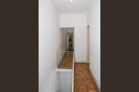 Corredor superior de casa à venda com 4 quartos, 150m² em Perdizes, São Paulo
