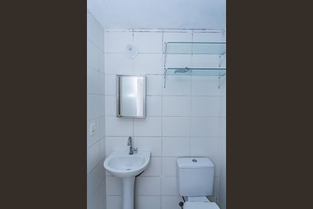 Apartamento para alugar com 42m², 2 quartos e 1 vaga Apartamento para alugar com 42m², 2 quartos e 1 vagaBanheiro