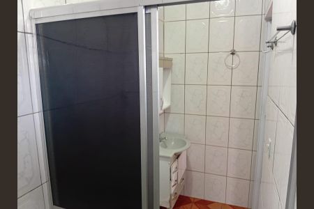 Banheiro de casa para alugar com 2 quartos, 47m² em Jardim Jacy, Guarulhos
