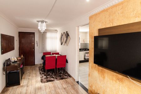 Sala de apartamento à venda com 2 quartos, 60m² em Vila Sabrina, São Paulo