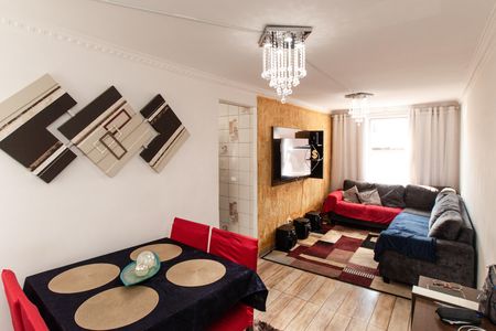 Sala de apartamento à venda com 2 quartos, 60m² em Vila Sabrina, São Paulo