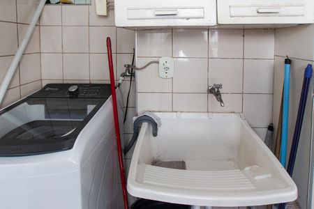 Apartamento à venda com 60m², 2 quartos e 1 vagaÁrea de Serviço