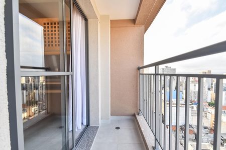 Apartamento para alugar com 28m², 1 quarto e sem vaga Apartamento para alugar com 28m², 1 quarto e sem vagaVaranda