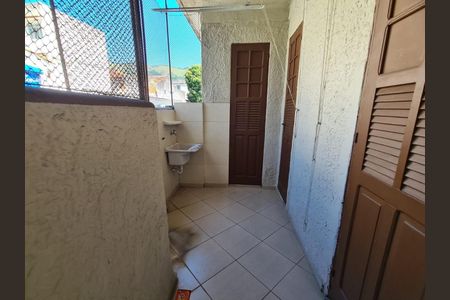 Casa à venda com 84m², 3 quartos e sem vaga