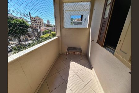 Casa à venda com 84m², 3 quartos e sem vaga