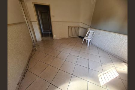 Casa à venda com 84m², 3 quartos e sem vaga