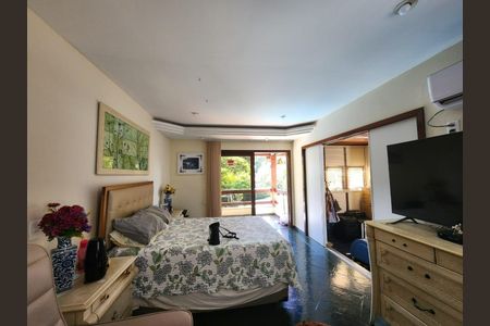 Casa de condomínio à venda com 800m², 6 quartos e 2 vagas
