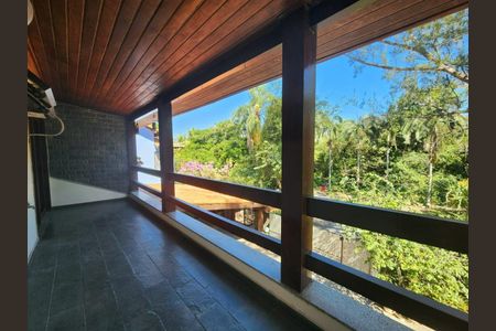 Casa de condomínio à venda com 800m², 6 quartos e 2 vagas