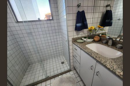 Casa de condomínio à venda com 800m², 6 quartos e 2 vagas