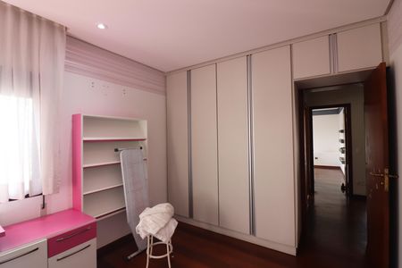 Apartamento à venda com 150m², 4 quartos e 3 vagasQuarto 3