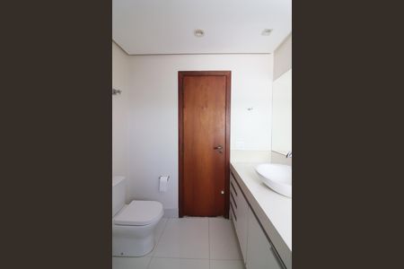 Apartamento à venda com 150m², 4 quartos e 3 vagasQuarto 1 - Suíte Banheiro 
